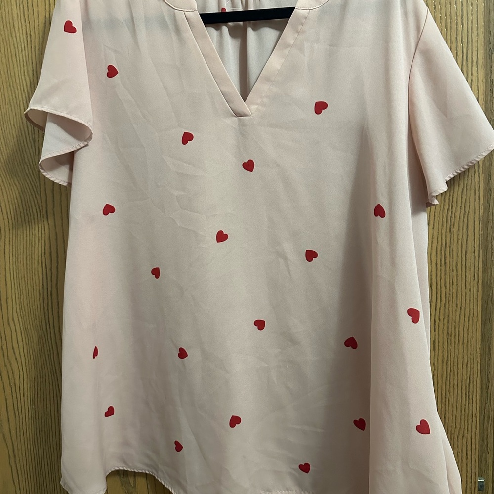Maurices White and Red Relaxed Short Sleeve Blouse